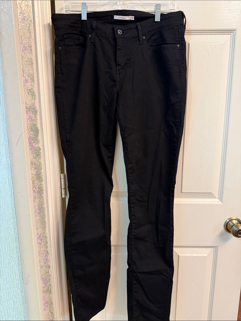 Levis Black Straight Stretch Pants